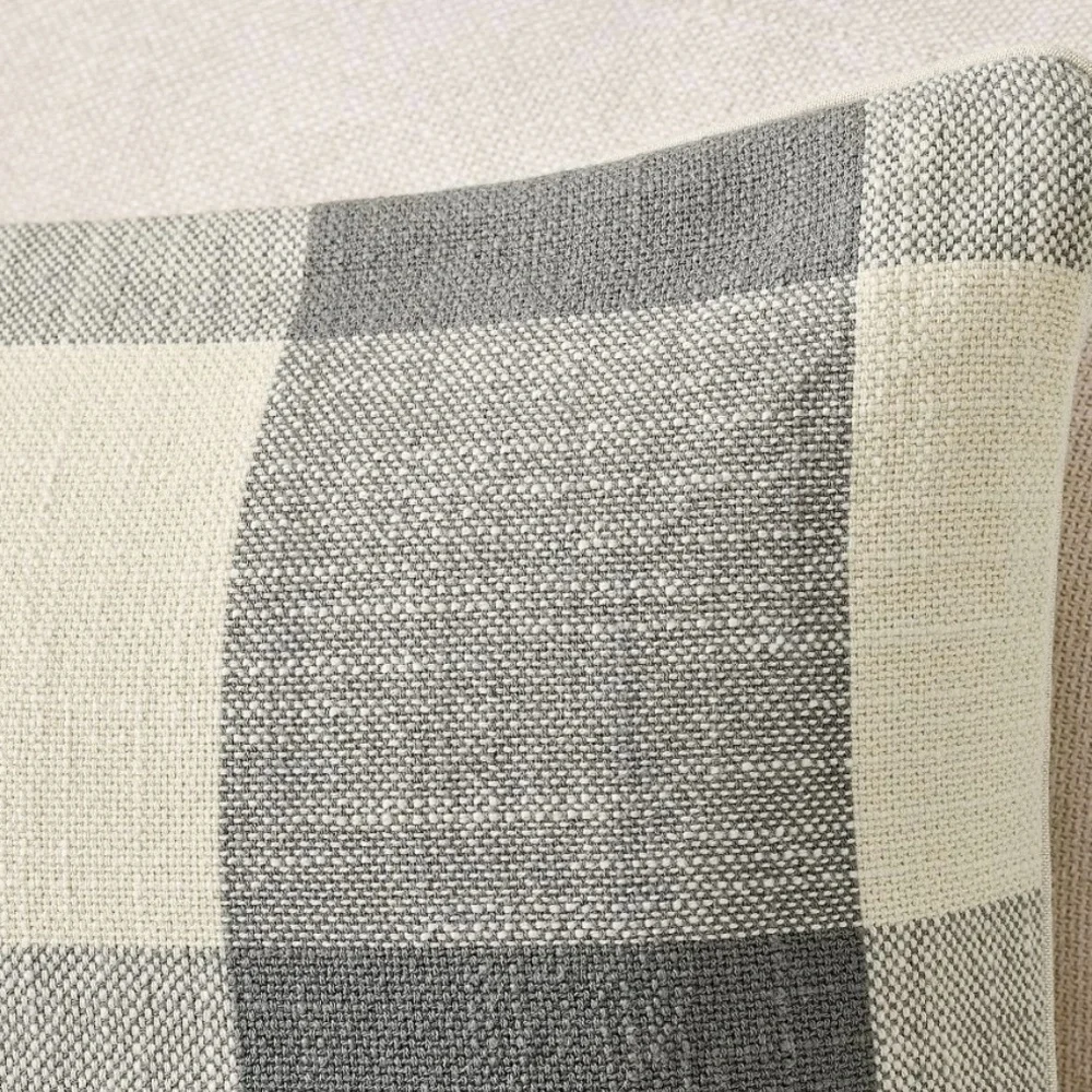 Pottery Barn Sawyer Buffalo Plaid pillow cover set(2)-EUC